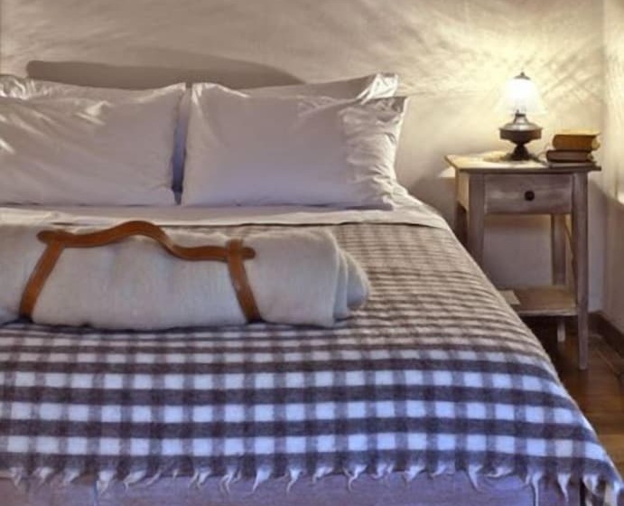 חדר משפחתי, Avragonio