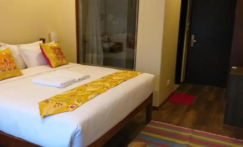 اتاق لوکس, Mala Pokhara