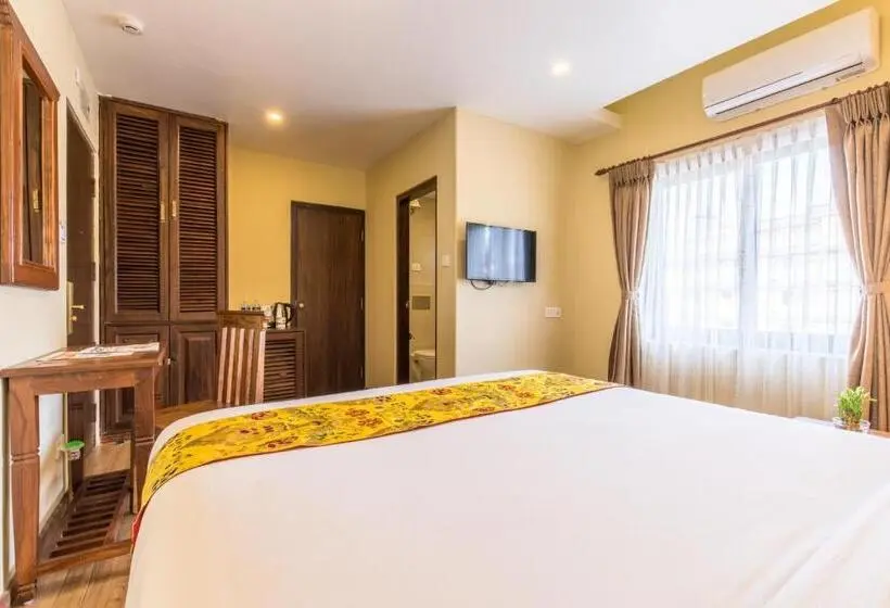 اتاق اکونومی, Mala Pokhara