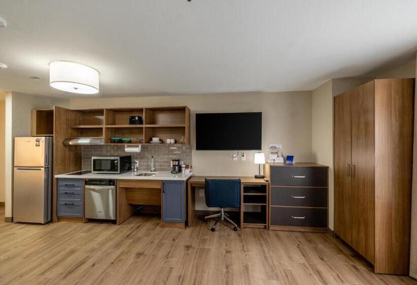 Студия Стандарт Кровать Куин, Candlewood Suites Wichita Northwest, An Ihg
