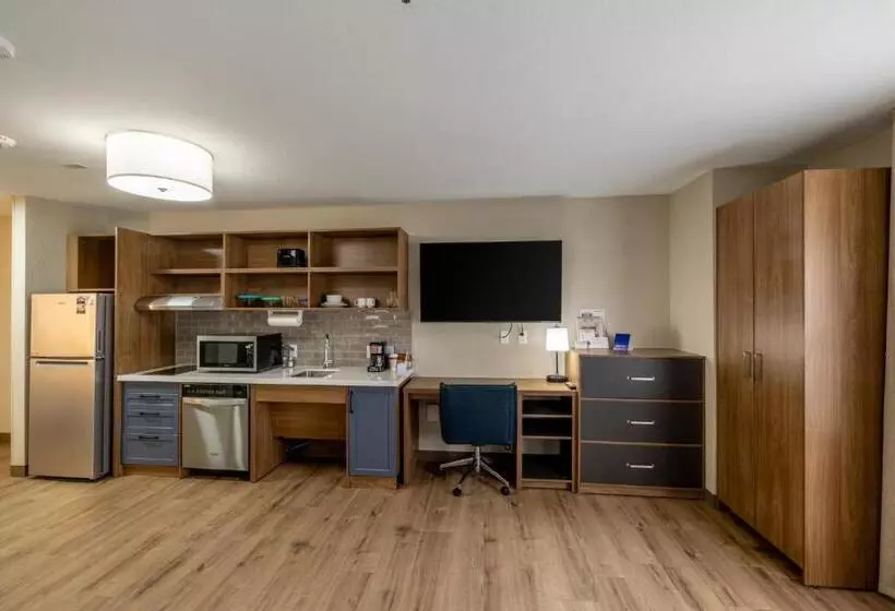 クイーンベッドのスタンダードスタジオ, Candlewood Suites Wichita Northwest, An Ihg