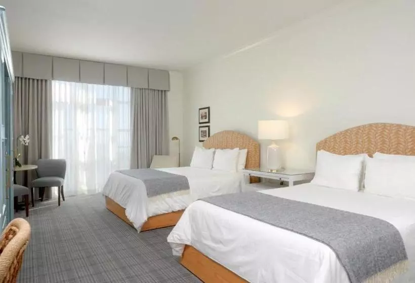 クイーンベッドのデラックスルーム, Harbourview Inn