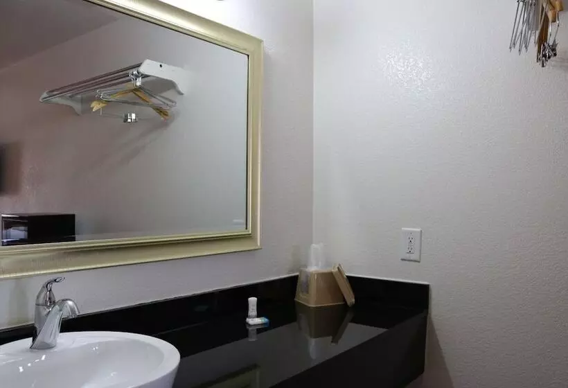 Deluxe-huone, Heritage Inn & Suites