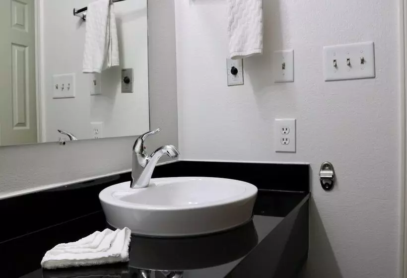 Deluxe-huone, Heritage Inn & Suites