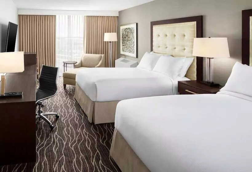 اتاق استاندارد با 2 تخت دوبل, Hilton Kansas City Airport