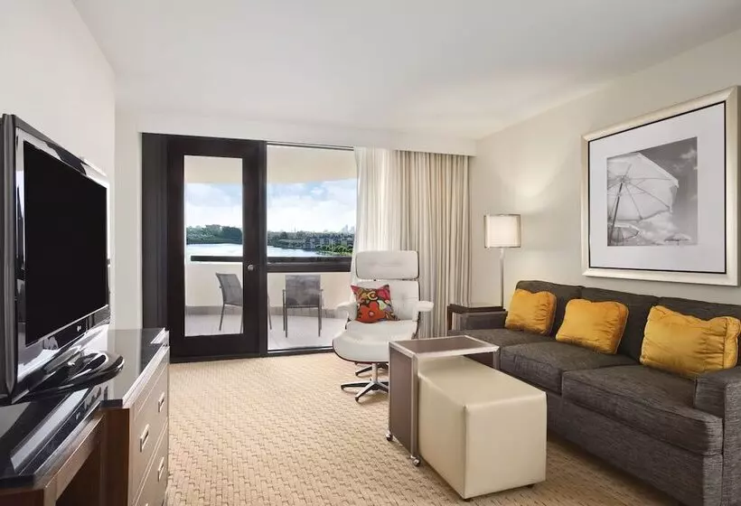 バルコニー付スイート, Hilton Miami Airport Blue Lagoon