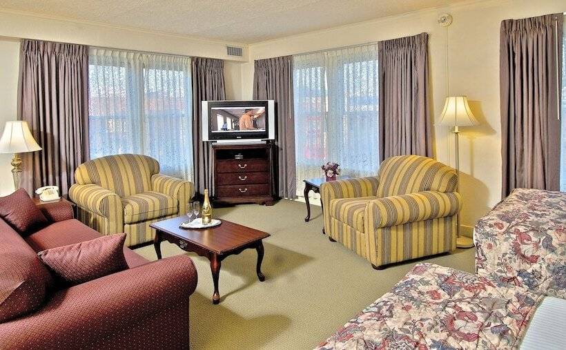 جناح جونيور, Historic Anchorage