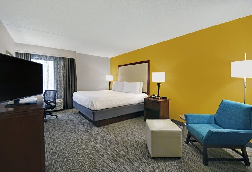 스탠다드 룸, Holiday Inn Express & Suites Cincinnati Riverfront, An Ihg