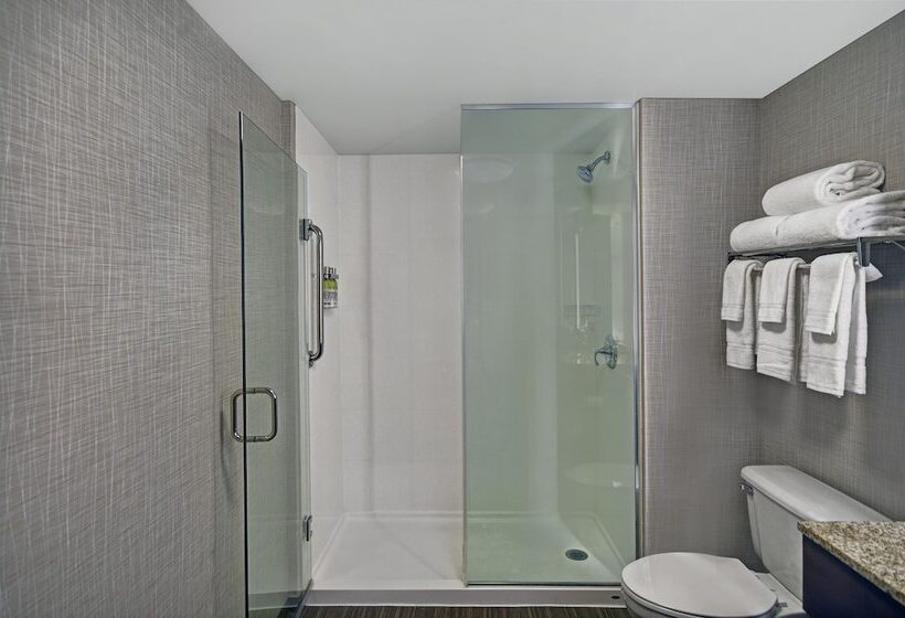 스위트, Holiday Inn Express & Suites Cincinnati Riverfront, An Ihg