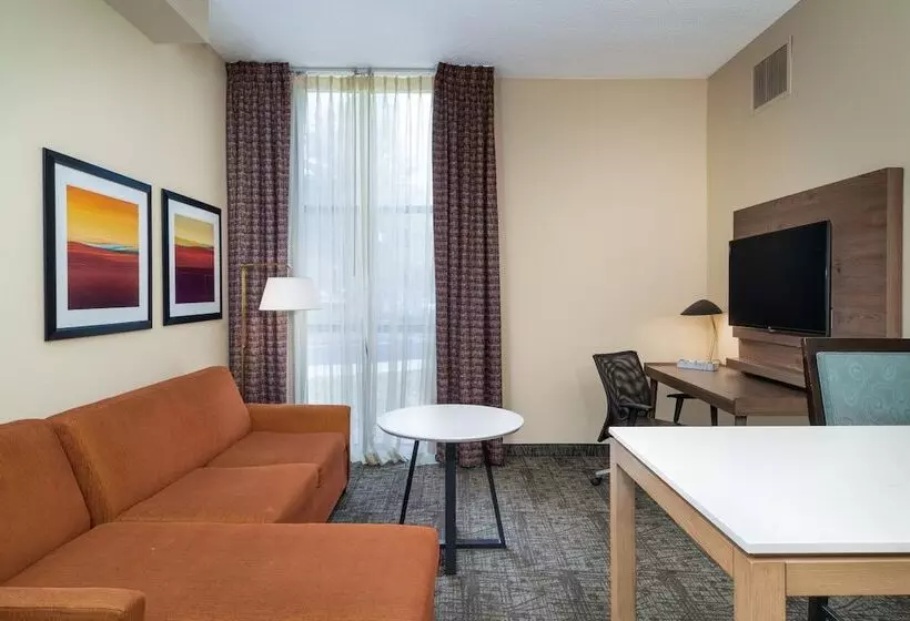 スタンダードスタジオ, Staybridge Suites Memphis Poplar Ave East, An Ihg