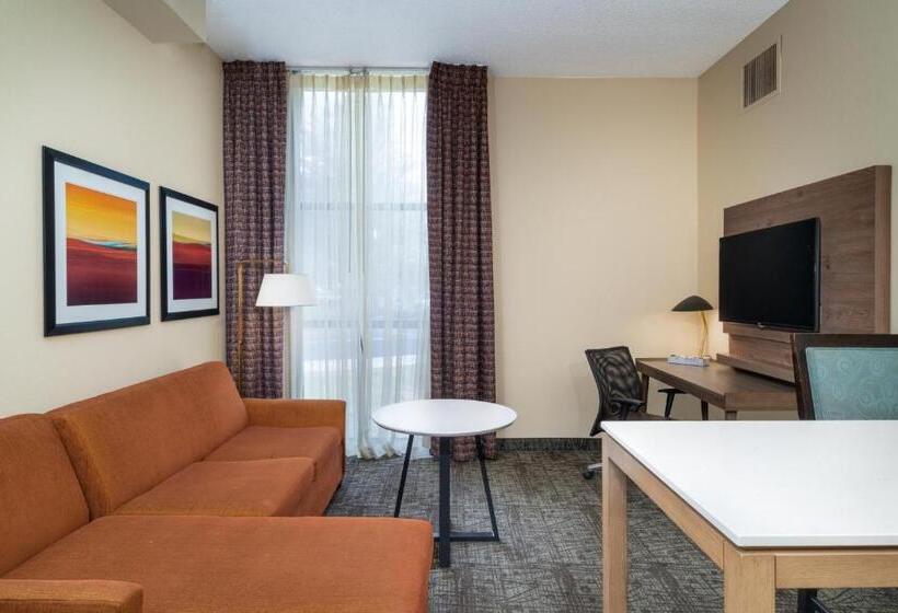 جناح لذوى الاحتياجات الخاصة, Staybridge Suites Memphis Poplar Ave East, An Ihg