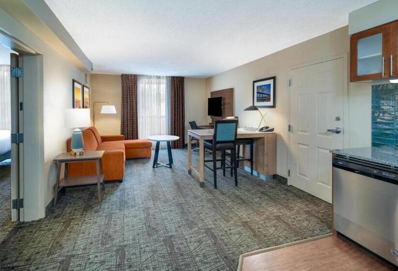 جناح سرير كينج, Staybridge Suites Memphis Poplar Ave East, An Ihg