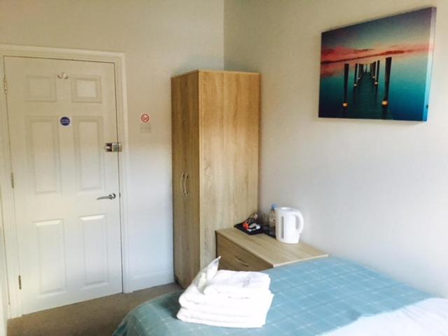 חדר סטנדרט חדר אמבטיה משותף, Townhouse @ Balliol Street Stoke
