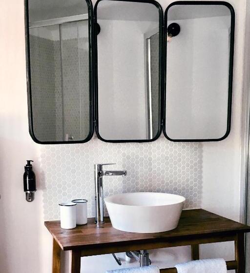 استودیو استاندارد با چشمانداز باغ, Domaine De Carraire