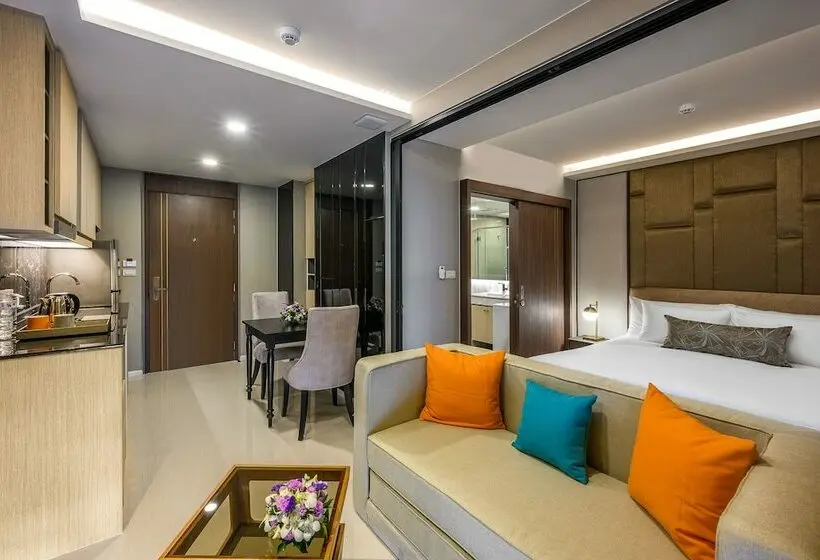 اتاق لوکس با چشم‌انداز دریا, Mida Grande Resort Phuket Official Account