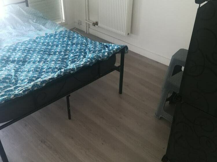 经济房, Guesthouse In Sarcelles Near Paris Center