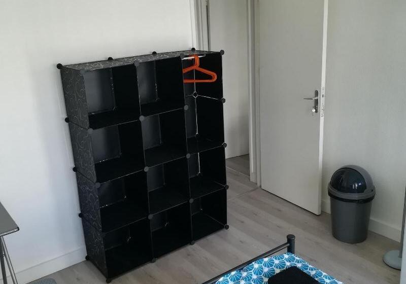 经济房, Guesthouse In Sarcelles Near Paris Center