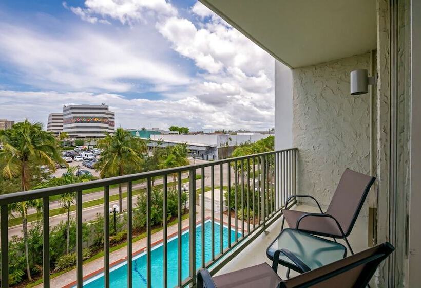 스탠다드 룸 더블 침대 2개, Best Western Plus North Miami Bal Harbour
