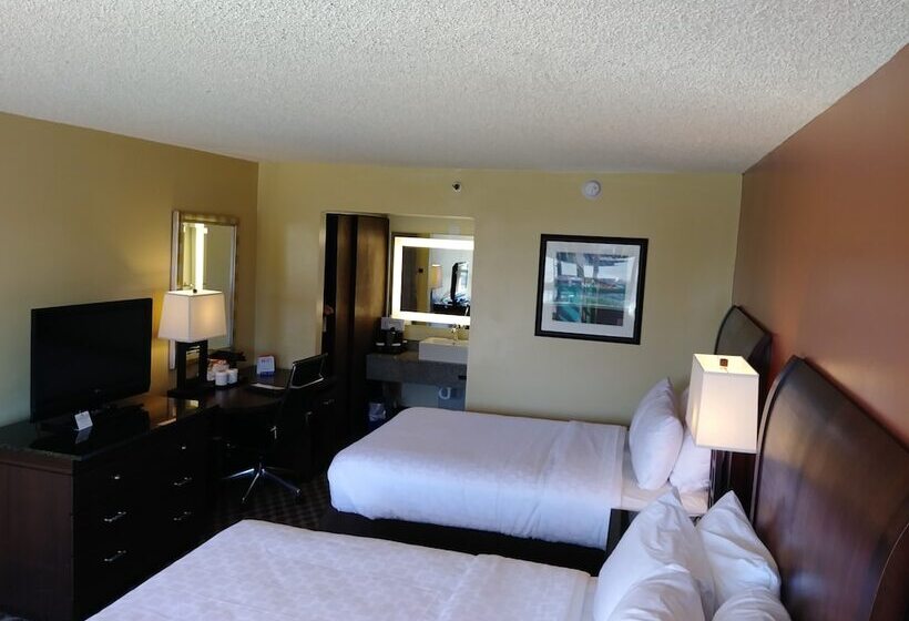 스탠다드 룸 더블 침대 2개, Clarion Inn