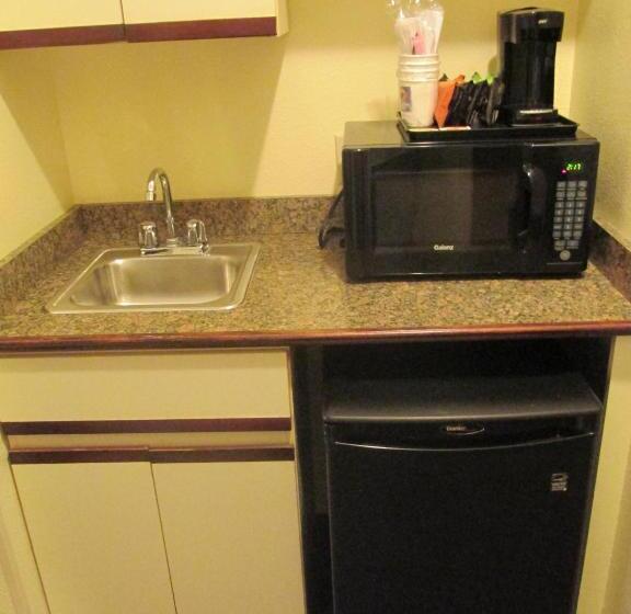 חדר סטנדרט עם מיטת קינג, Comfort Inn & Suites