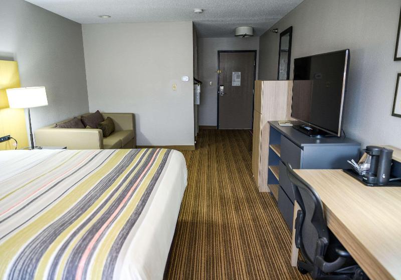 اتاق استاندارد با تخت بزرگ, Country Inn & Suites By Radisson, Greenfield, In