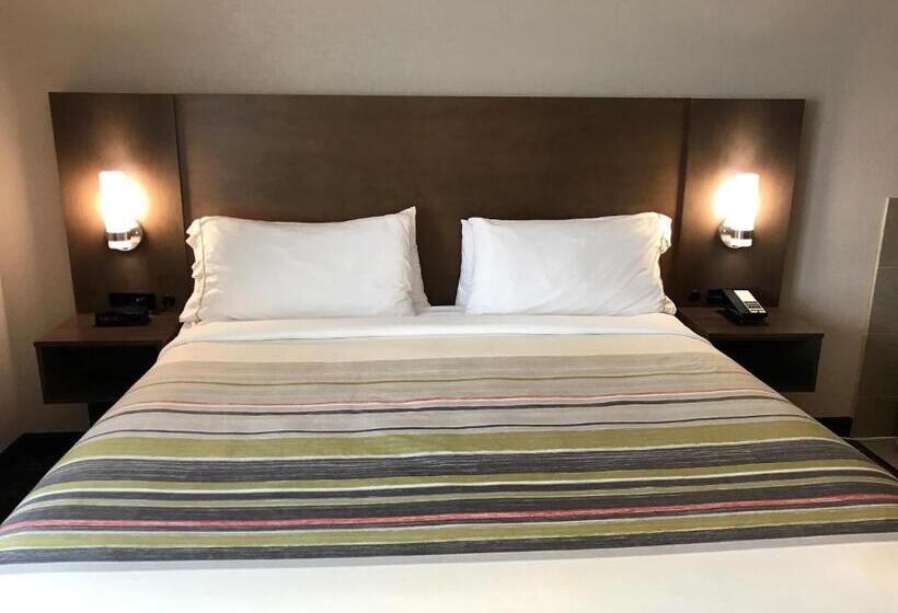 غرفة قياسية سرير كينج, Country Inn & Suites By Radisson Mt. Pleasantracine West Wi