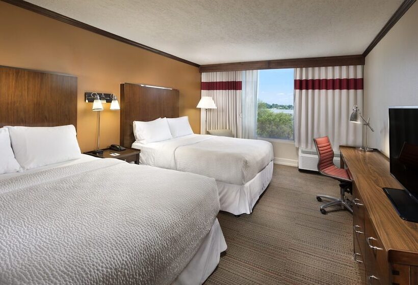 غرفه قياسيه سريرين مزدوجين, Four Points By Sheraton Kansas City Airport
