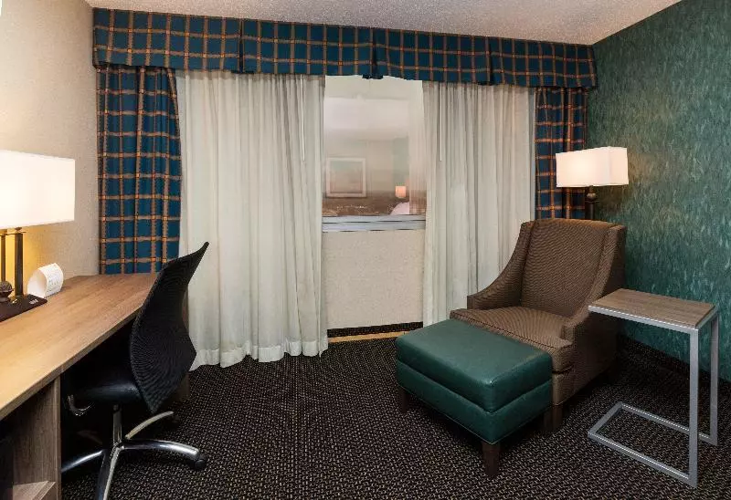 اتاق استاندارد برای معلولان, Holiday Inn Des Moines Downtown Mercy Campus, An Ihg