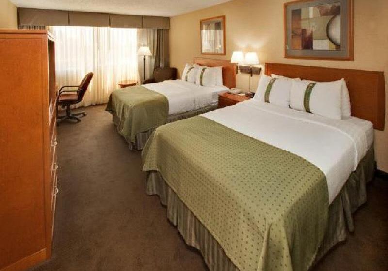 חדר סטנדרט, Holiday Inn Des Moines Downtown Mercy Campus, An Ihg