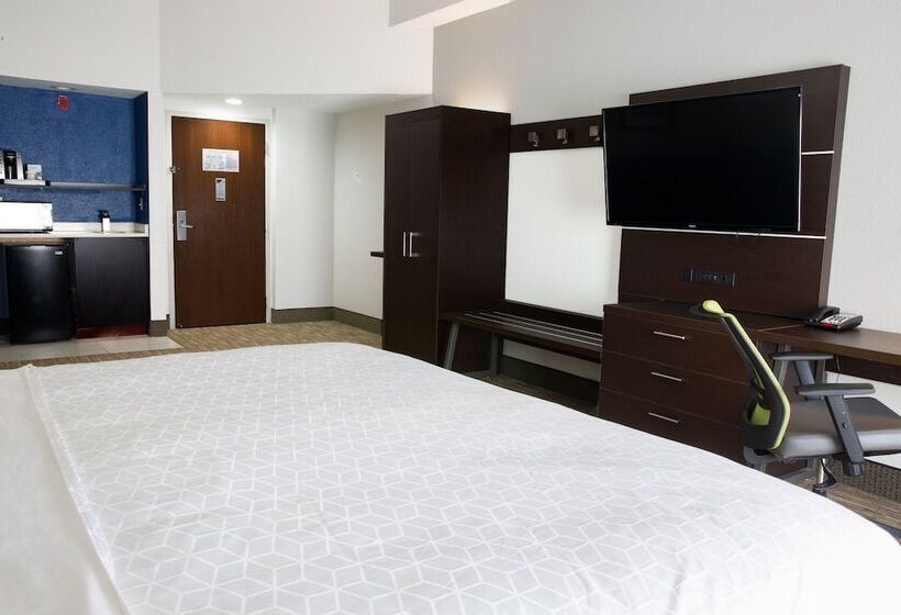 スイート, Holiday Inn Express & Suites Dayton Huber Heights By Ihg