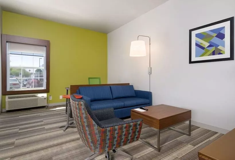 身障者適用スイートルーム, Holiday Inn Express Phoenix Airport/university Drive, An Ihg