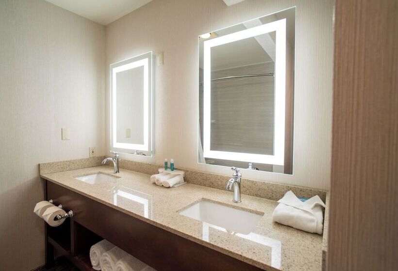 带2个双人床的标准工作室, Holiday Inn Express South Lake Tahoe, An Ihg