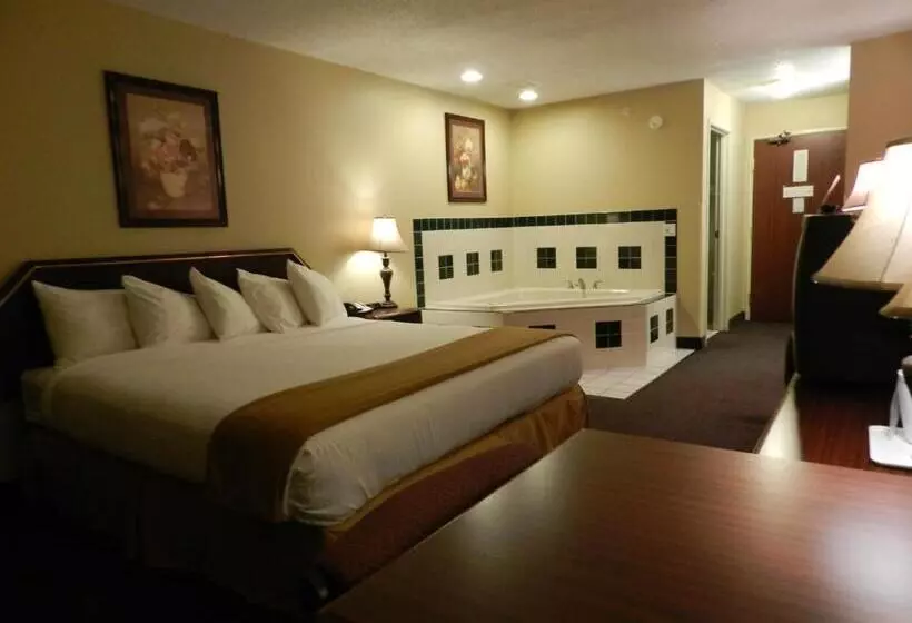 キングサイズベッドのスイートルーム, Luxury Inn & Suites Troy