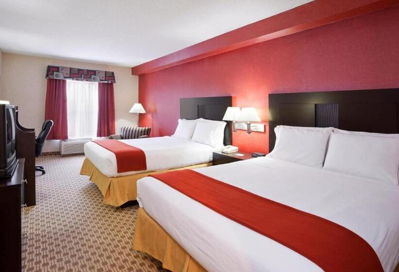 Номер Стандарт, Quality Inn & Suites Oakwood Village   Cleveland South