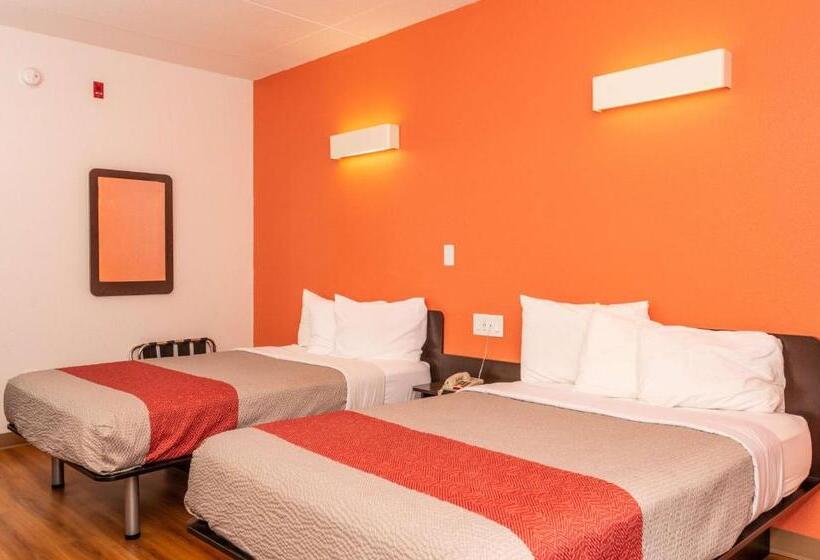 חדר דלוקס לארבעה, Motel 6kingsport, Tn