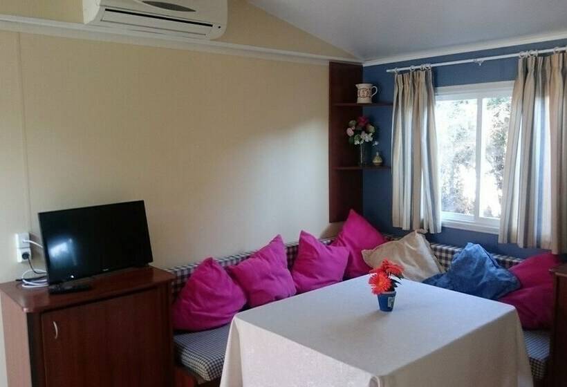 بانگلوی استاندارد 2 خوابه, Camping Florida