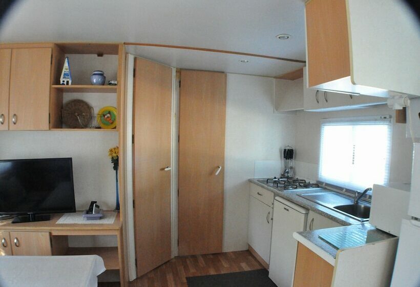 Бунгало Стандарт 3 Спальни, Camping Florida