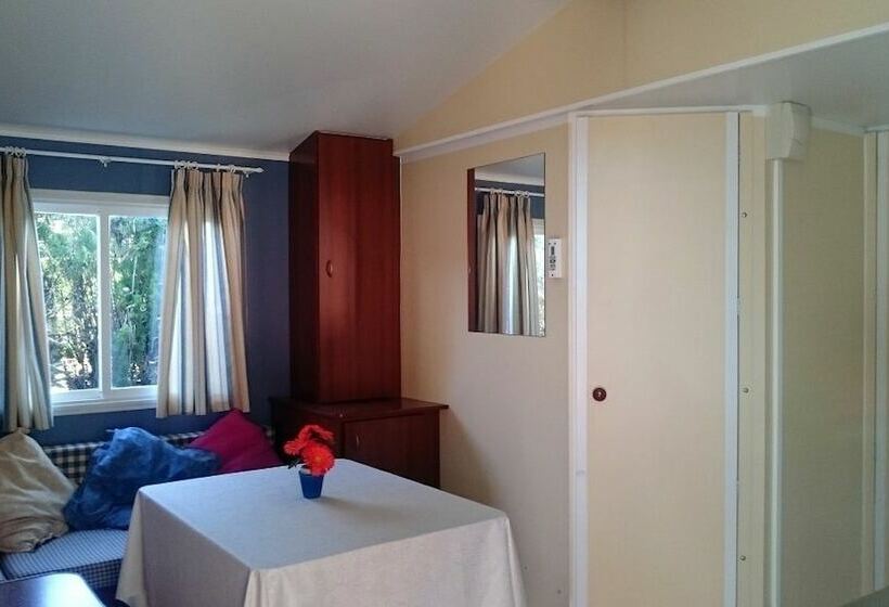 بانگلوی استاندارد 2 خوابه, Camping Florida