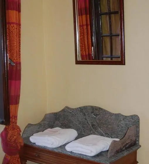 コンフォートルーム, Maison D Hôtes Et Campement Mariposa