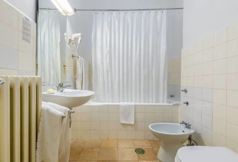 اتاق خانوادگی, Brijuni Hotel Neptun