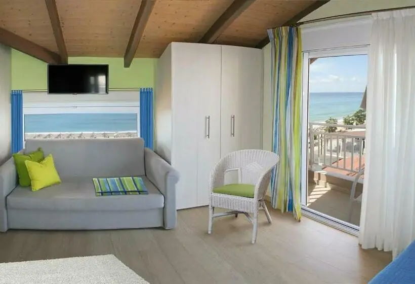 スーペリアールーム, Whitesands Beach Resort