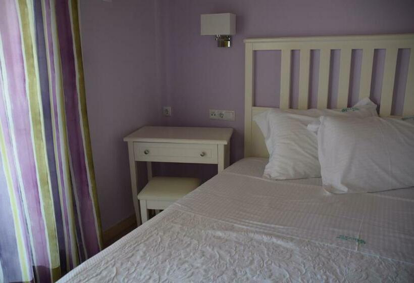 غرفة إقتصادية, Whitesands Beach Resort