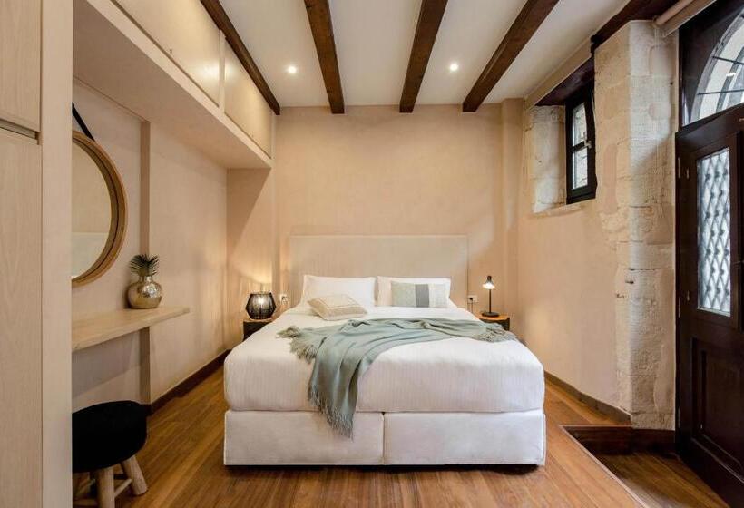 דירת חדר בקומת קרקע, J&g Suites