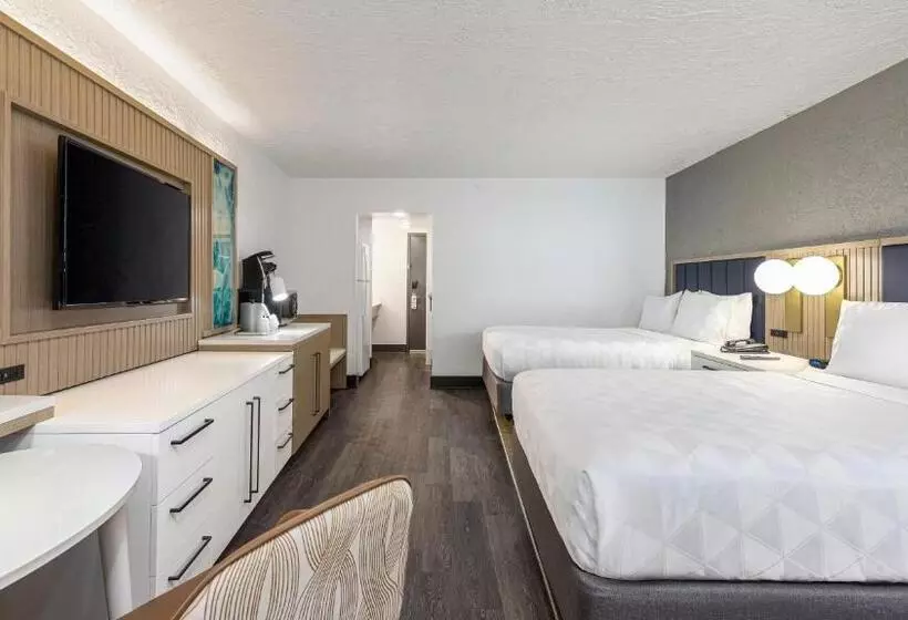 اتاق استاندارد با تخت دو نفره بزرگ, Holiday Inn Resort Panama City Beach, An Ihg