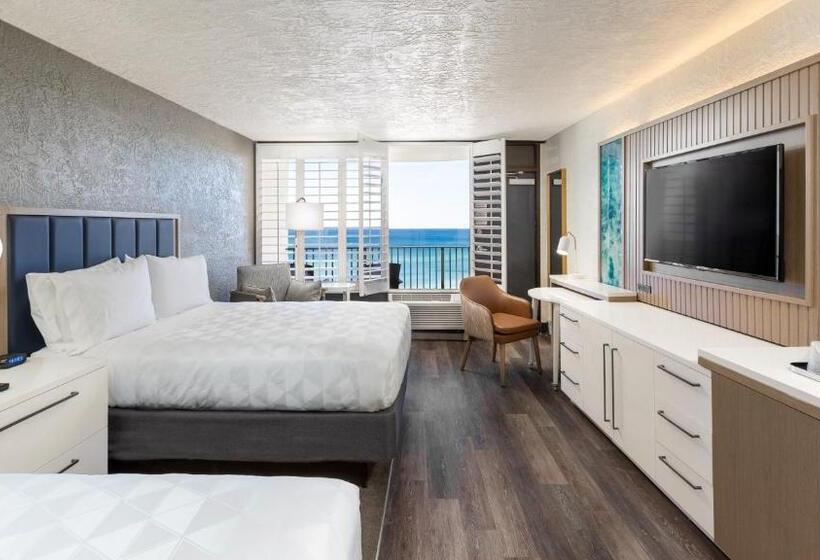 带特大床的高级间, Holiday Inn Resort Panama City Beach, An Ihg