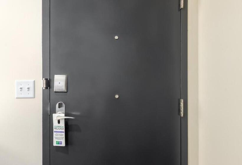 适合残疾人使用的标准间, Holiday Inn Resort Panama City Beach, An Ihg