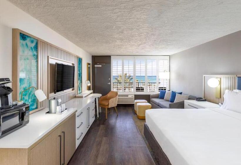 带大床的标准间, Holiday Inn Resort Panama City Beach, An Ihg