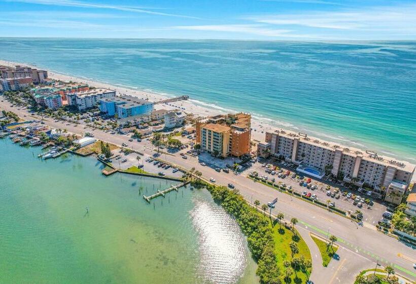 Huoneisto 2 Makuuhuonetta, Holiday Villas III