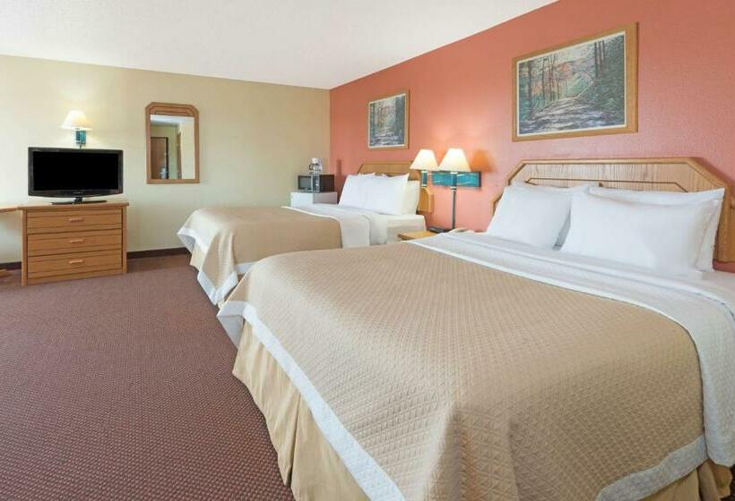 Студия Стандарт, Days Inn By Wyndham Cameron