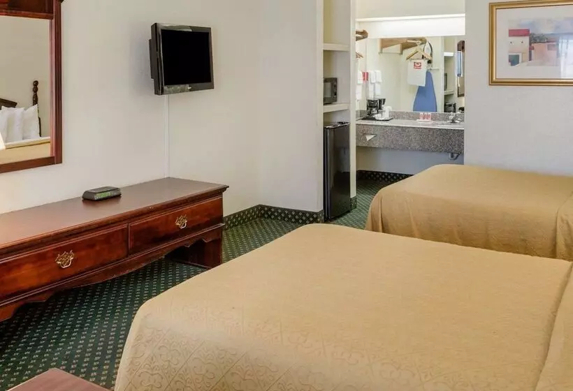اتاق استاندارد با 2 تخت دوبل, Econo Lodge Inn & Suites